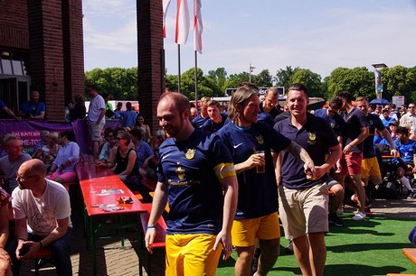 Com Together Cup